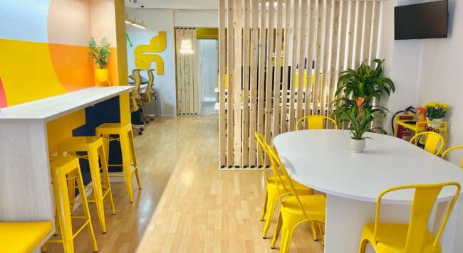 Recibidor - Espai Groc Coworking